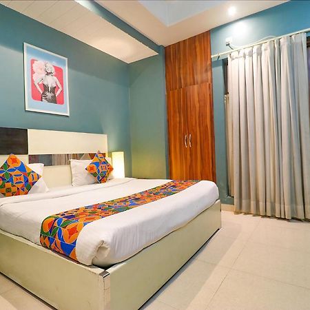 Fabhotel Church House Rohini Delhi Kültér fotó