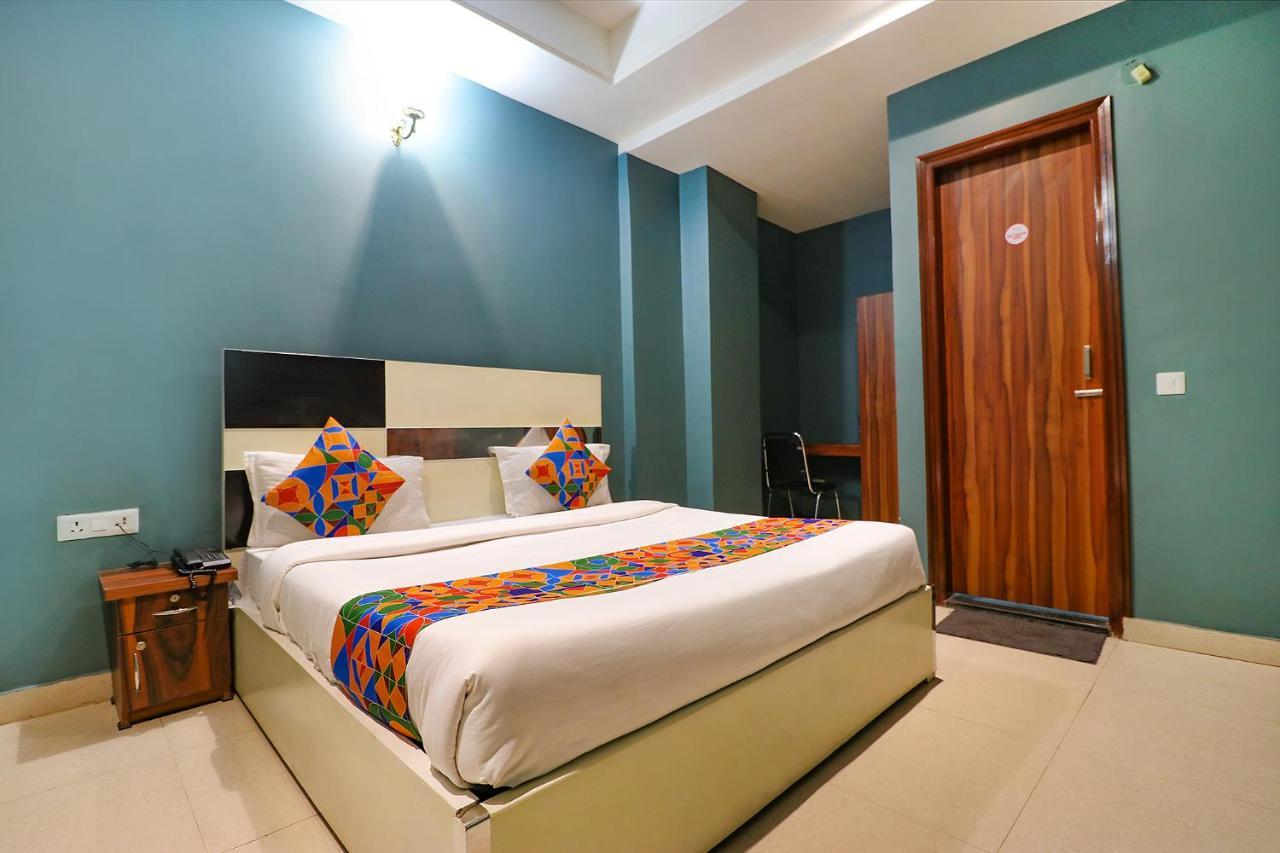 Fabhotel Church House Rohini Delhi Kültér fotó