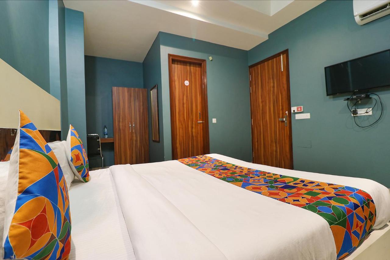 Fabhotel Church House Rohini Delhi Kültér fotó