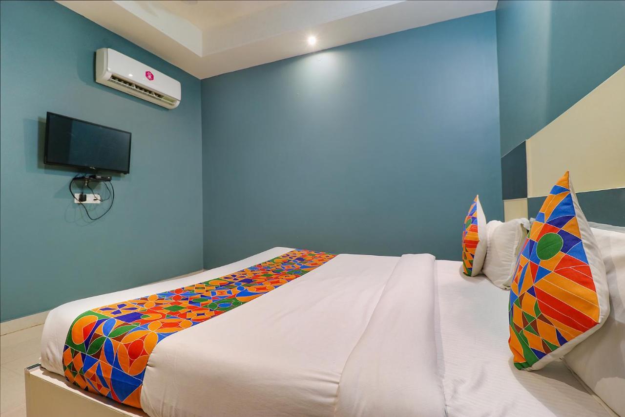 Fabhotel Church House Rohini Delhi Kültér fotó