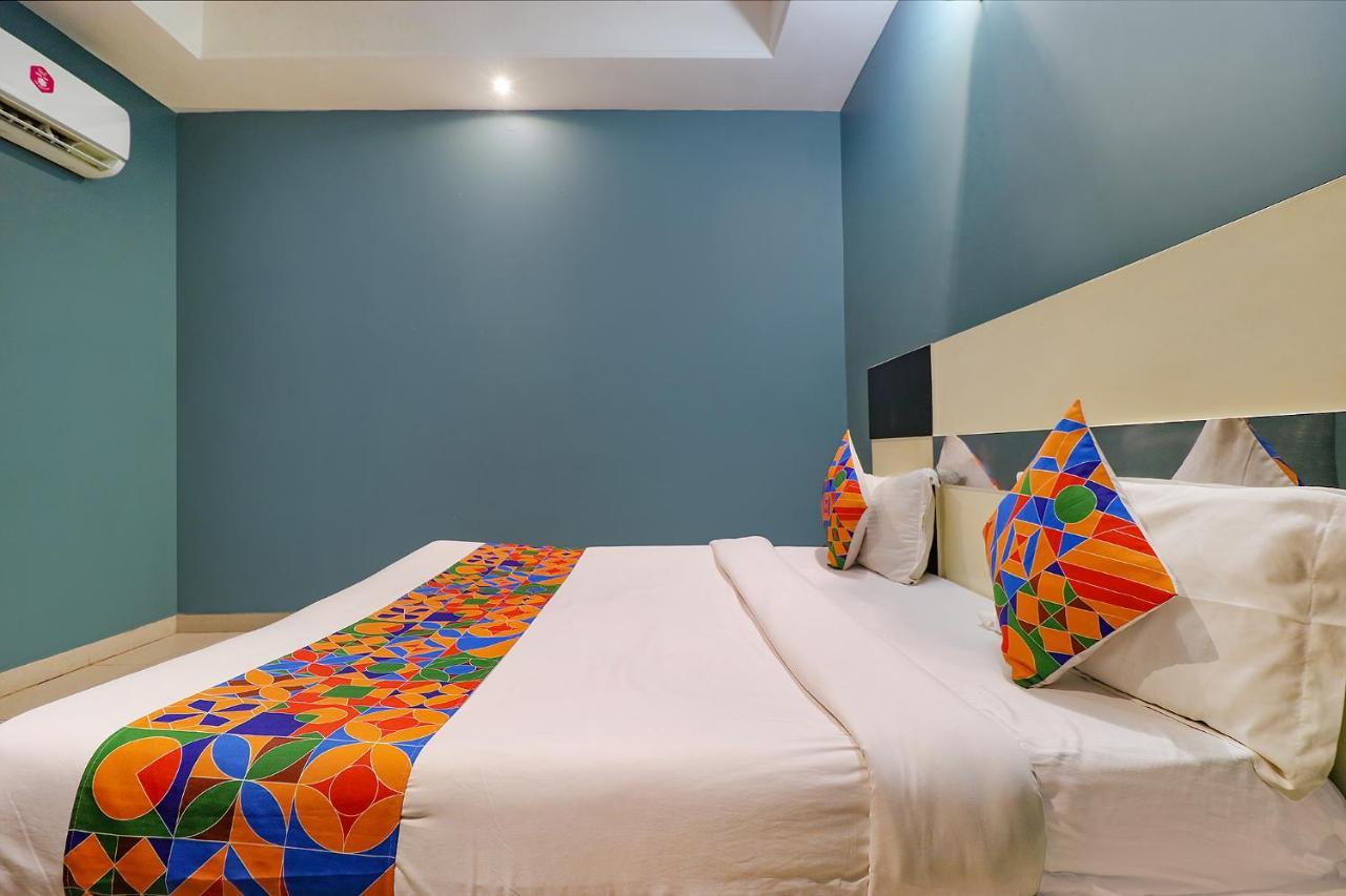 Fabhotel Church House Rohini Delhi Kültér fotó
