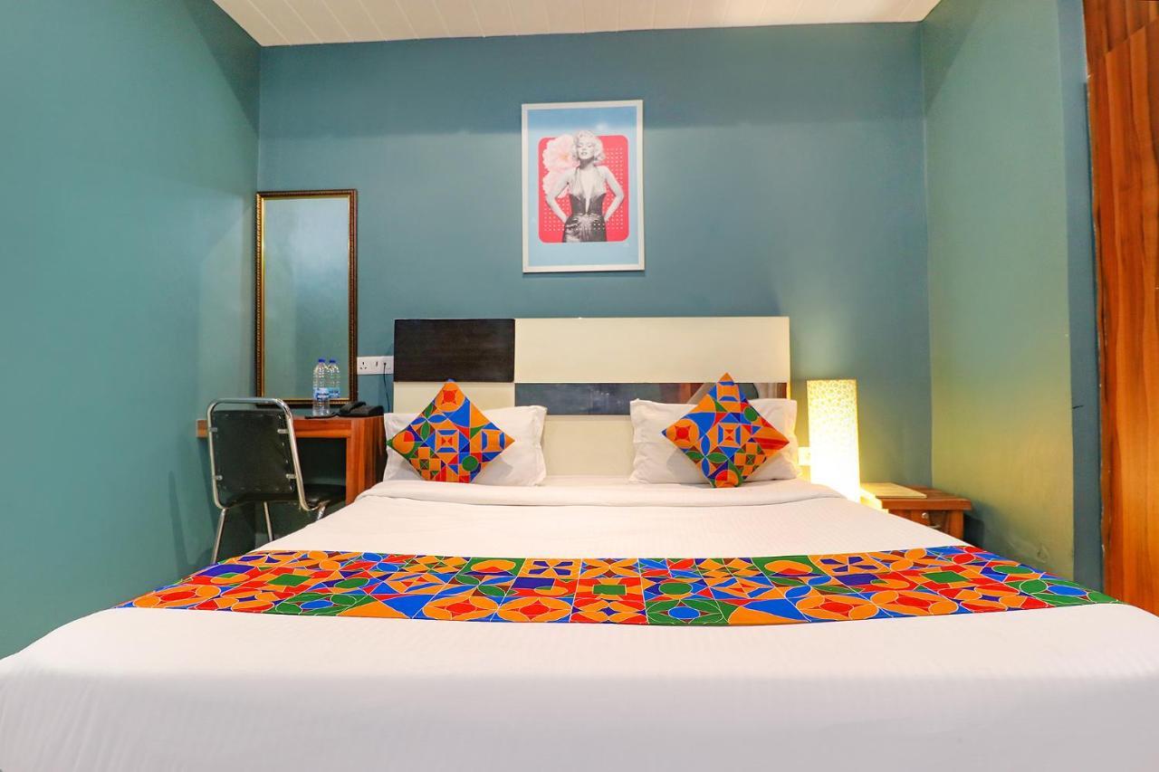 Fabhotel Church House Rohini Delhi Kültér fotó