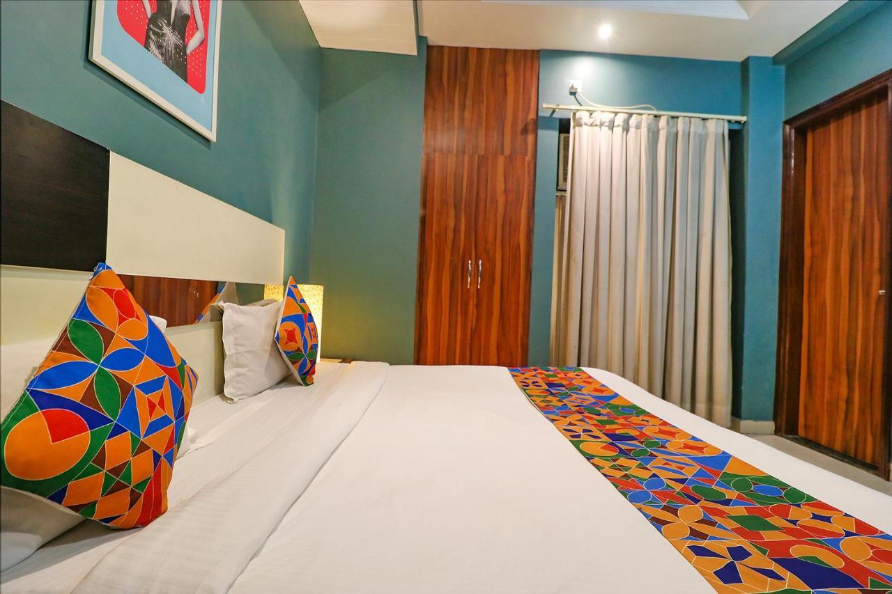 Fabhotel Church House Rohini Delhi Kültér fotó