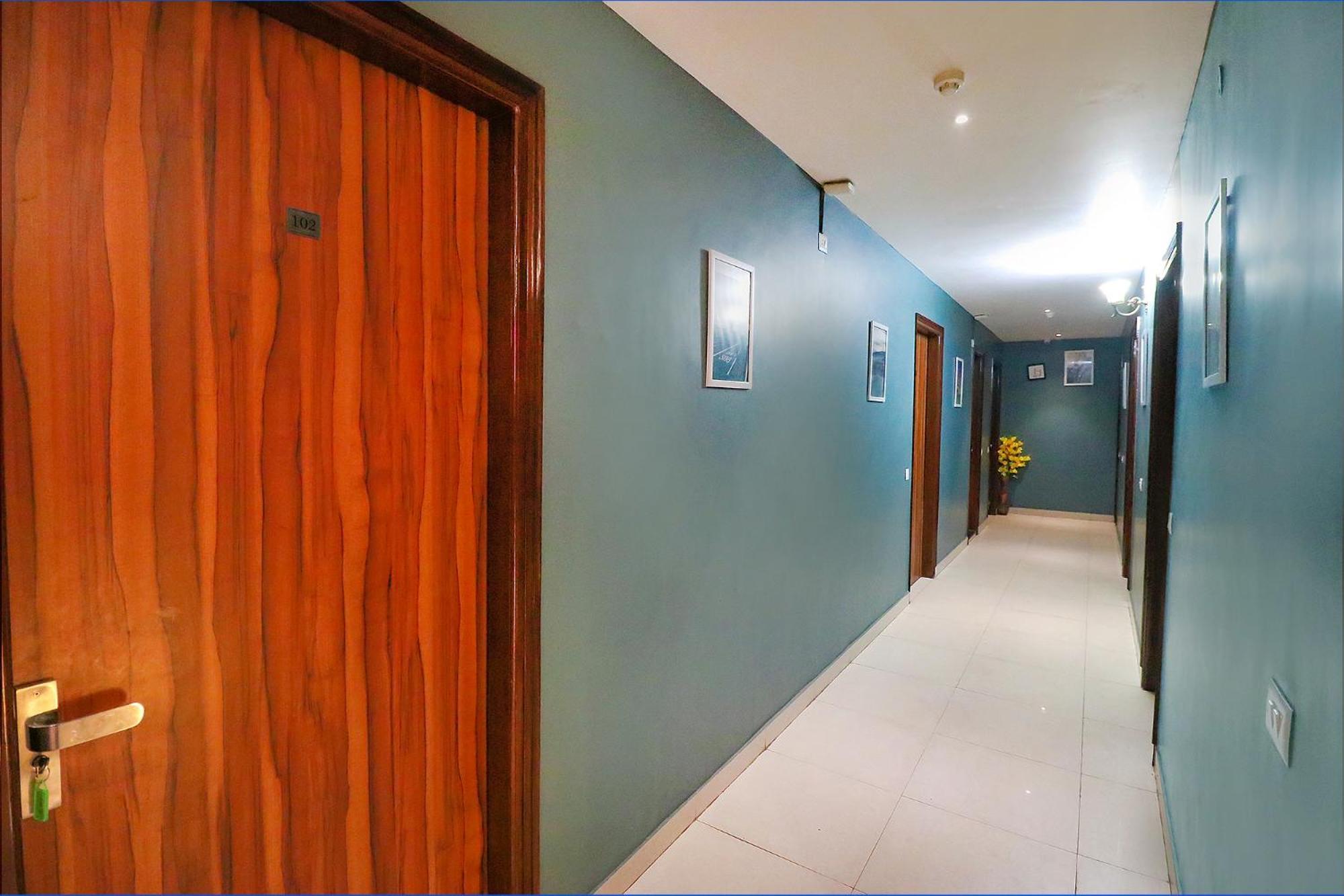 Fabhotel Church House Rohini Delhi Kültér fotó
